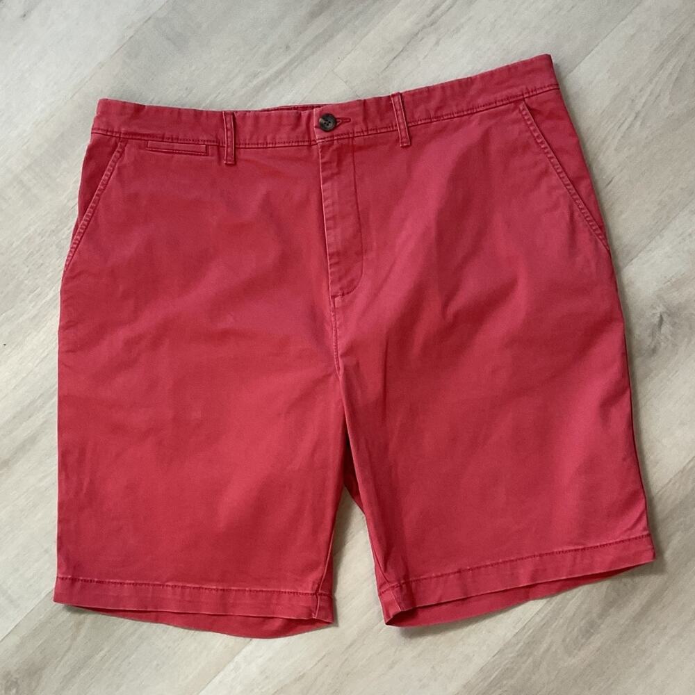 Tricots St Raphael Pink Mens Size 38 Mid-Rise Shorts